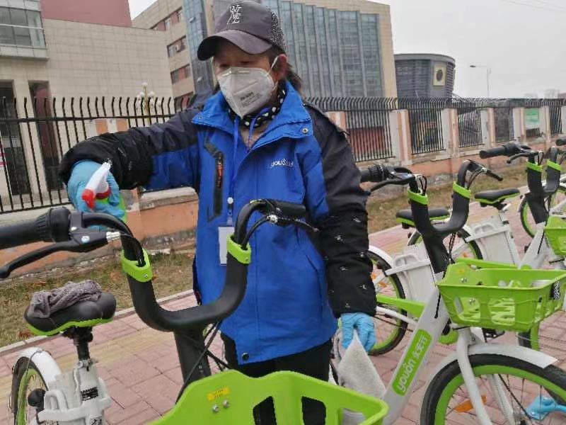 上個(gè)月，我市共享助力單車使用量較去年同期增長(zhǎng)628%：疫情逐漸向好，共享單車成為市民出行首選