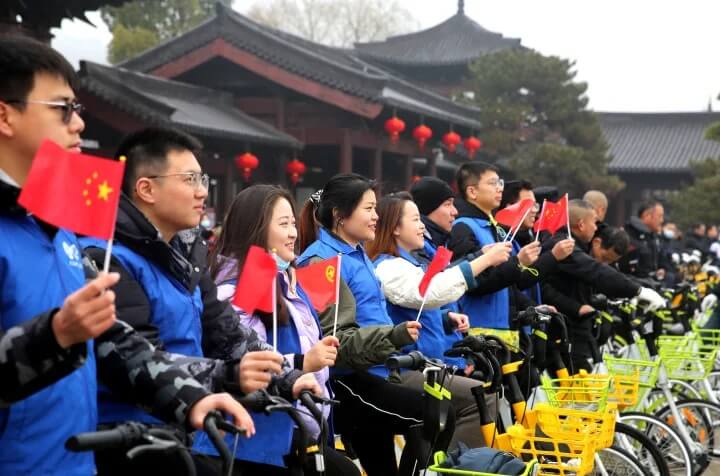 環(huán)五山歡樂騎行熱力開啟，數(shù)百人雨中欣賞沿途景致