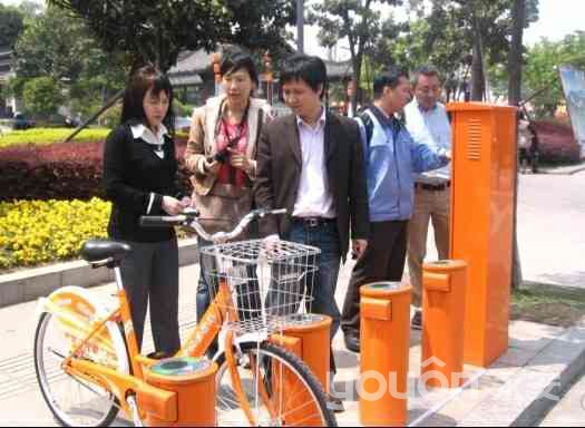 臺北市相關部門來常熟考察公共自行車項目