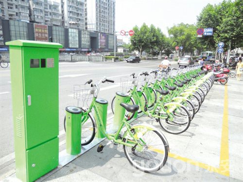 昆山：陸家鎮(zhèn)試點(diǎn)推出公共自行車(chē)“誠(chéng)信卡”